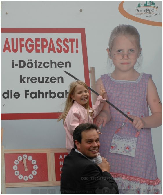 Mit i-Dötzchen den Schulweg üben