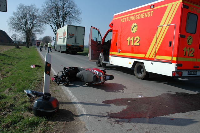 Tödlicher Unfall – 78-jähriger Motorrollerfahrer in Erle