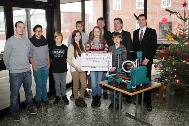 Vorweihnachtliche Bescherung bei der Alexanderschule durch die Volksbank Raesfeld