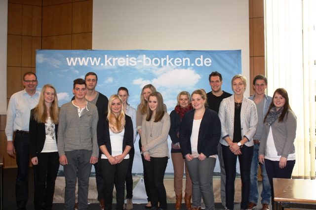 „13 junge Leute starten im Sommer durch“