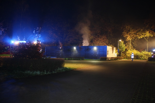 Brand in öffentlicher Toilettenanlage am Schloss