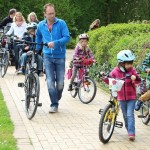 Zahlreiche Familien mit Kind und Kegel
