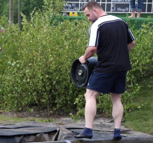 Zwei Erler Teams ließen die Fässer in Kirchhellen fliegen
