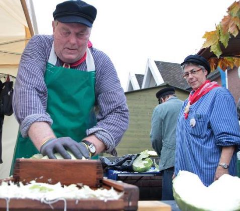 Kappesmarkt Raesfeld 2018 mit Kappeshoheiten und Kiepenkerl
