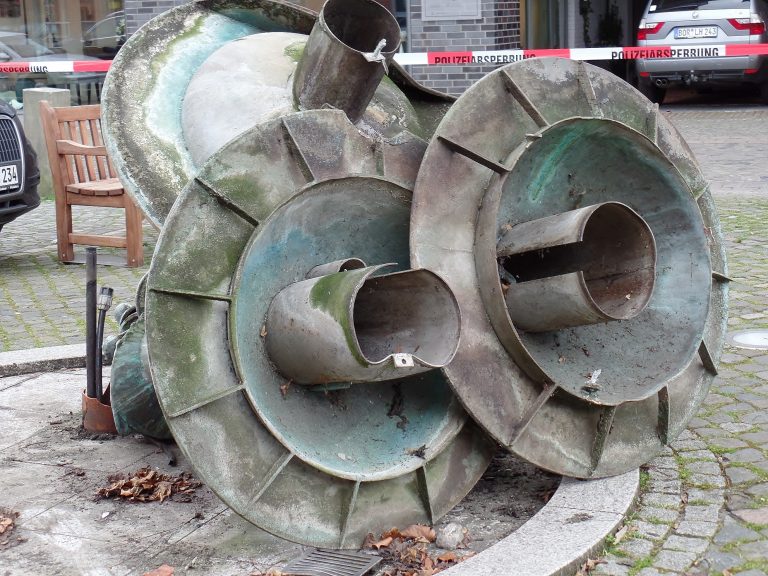 Kunkler Froschbrunnen wird repariert – Gutachter muss Kosten klären