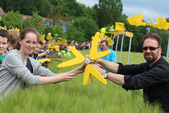 Windkraftkunst im Kornfeld: Schüler präsentieren Entwürfe