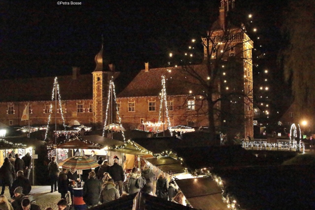 Mehr als 80 Aussteller – Adventsmarkt 2016
