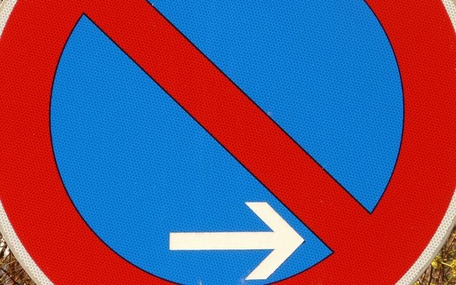 Falschparker an der Straße „Zum Rathaus“