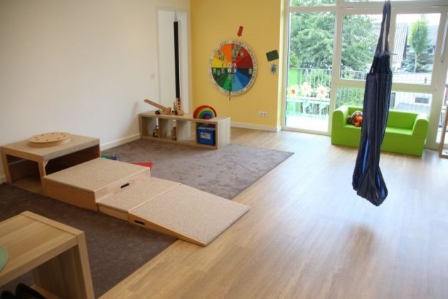 Einweihung und Tag der offenen T&uuml;r im neuen Bewegungskindergarten Villa Purzelbaum in Raesfeld