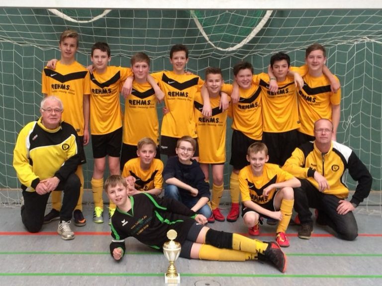 PLATZ 1: JSG Raesfeld/Erle C2 gewinnt das Hallenturnier in Velen