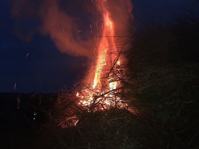 Osterfeuer Erle 2018