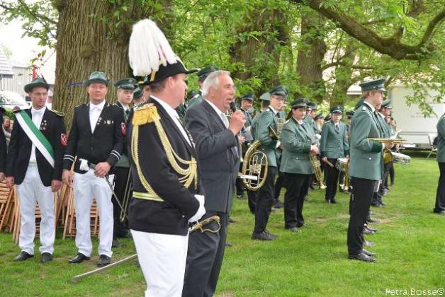 Allgemeiner B&uuml;rgersch&uuml;tzenverein Erle Vorparade