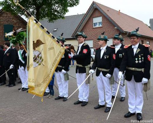 Allgemeiner B&uuml;rgersch&uuml;tzenverein Erle Vorparade