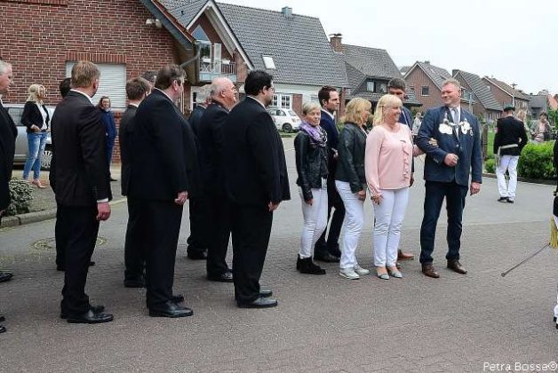 Allgemeiner B&uuml;rgersch&uuml;tzenverein Erle Vorparade