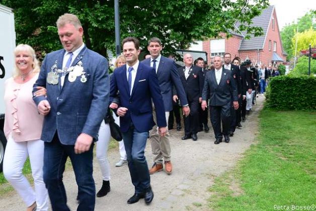 Allgemeiner B&uuml;rgersch&uuml;tzenverein Erle Vorparade