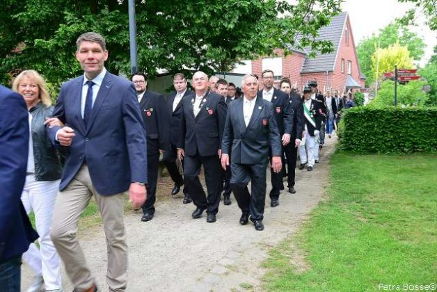 Allgemeiner B&uuml;rgersch&uuml;tzenverein Erle Vorparade