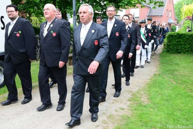 Allgemeiner B&uuml;rgersch&uuml;tzenverein Erle Vorparade