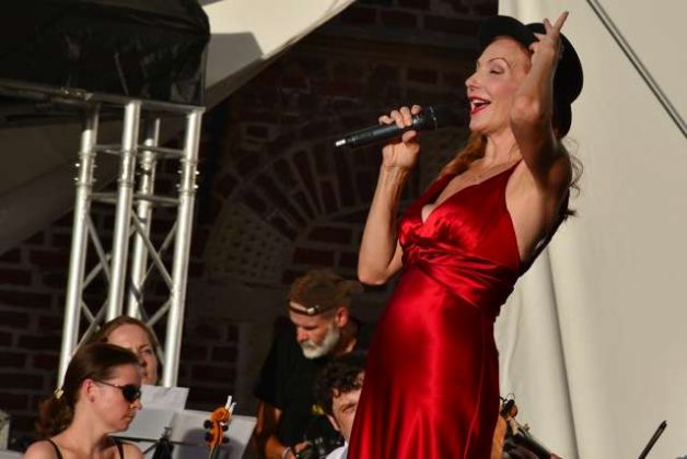 Ute Lemper begeisterte das Publikum