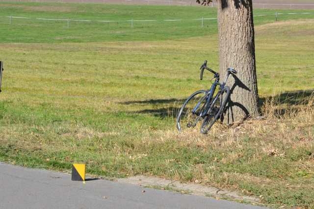 Radrennfahrer aus Gelsenkirchen verstirbt in Raesfeld am Unfallort