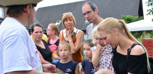 100 Jahre Imker Raesfeld im Garten von Löchteken (