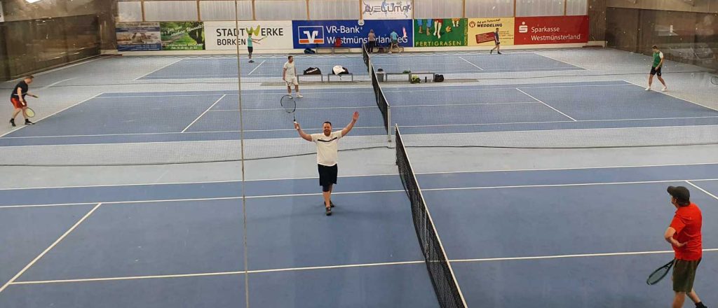 Tennisturnier-für-Weihnachtswunder-WDR