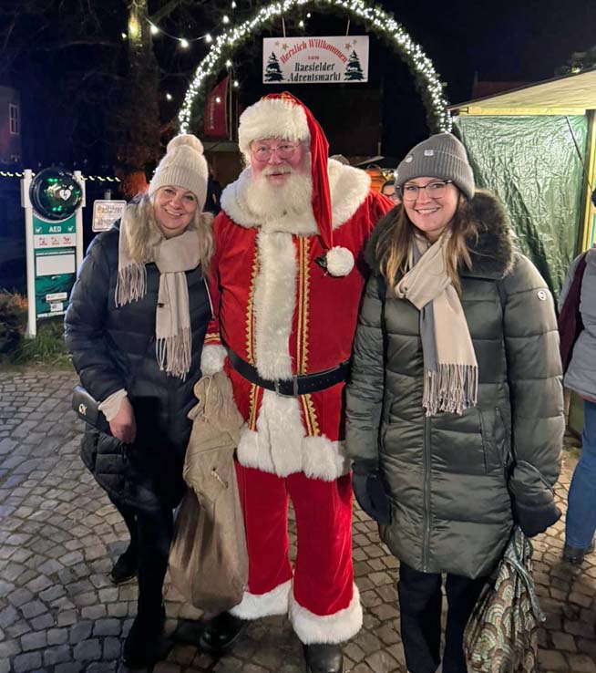 Weihnachtsmann Kalle auf dem Adventsmarkt Raesfeld