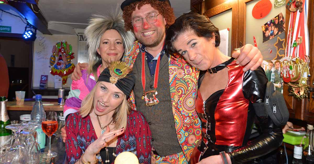 Altweiber und Rosenmontag beim Dorfwirt Anton in Raesfeld
