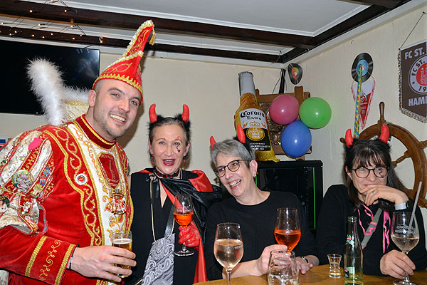 Altweiberparty bei Dorfwirt Anton in Raesfeld 2025