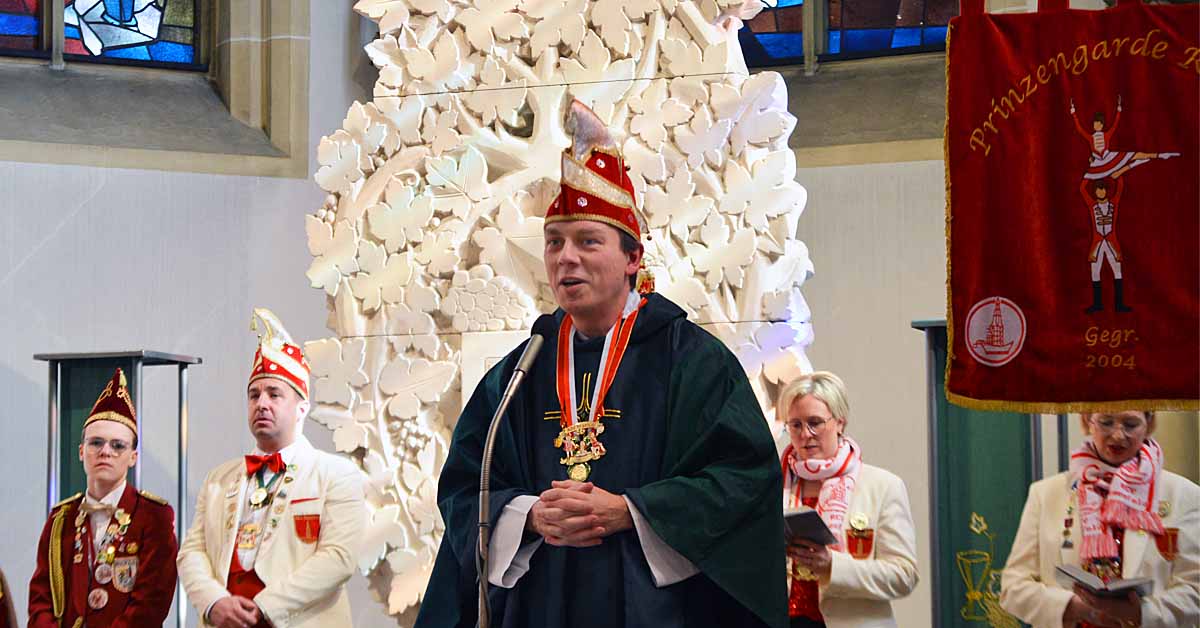Karnevals Gottesdienst Raesfeld mit Pfarrer Fabian Tilling