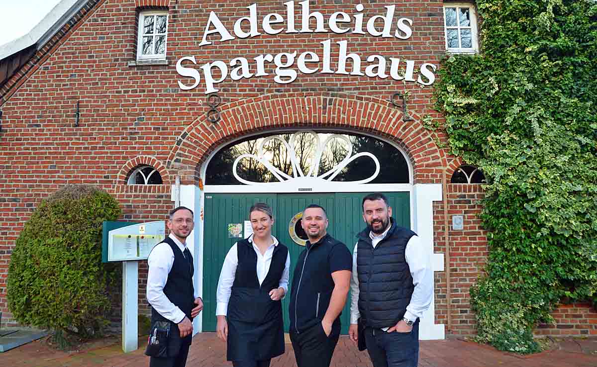 Team Adelheids Spargelhaus in Erle