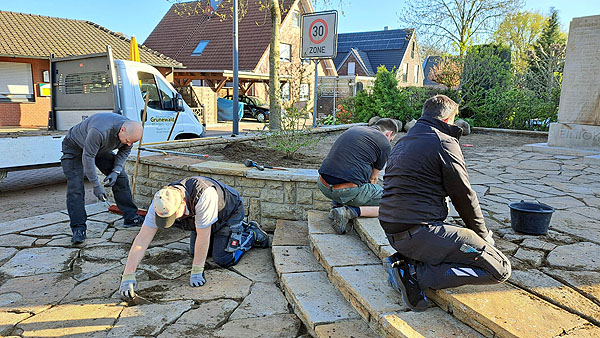 Ehrenmal Erle Ein Pflanztag voller Engagement