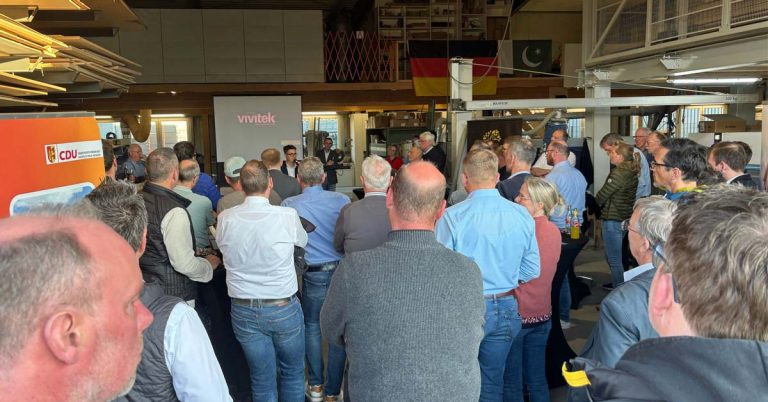 Wirtschaftsdialog bei Möbelbau Pass der CDU Raesfeld