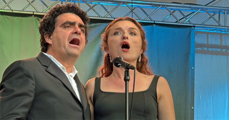 Opern-Weltstar Rolando Villazón in Raesfeld im Duett mit Anna Stegging aus Borken