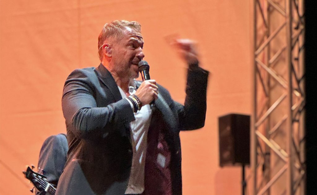 Patrick Lück begeisterte das Publikum  mit der HÖHNER Philharmonic am Schloss Raesfeld