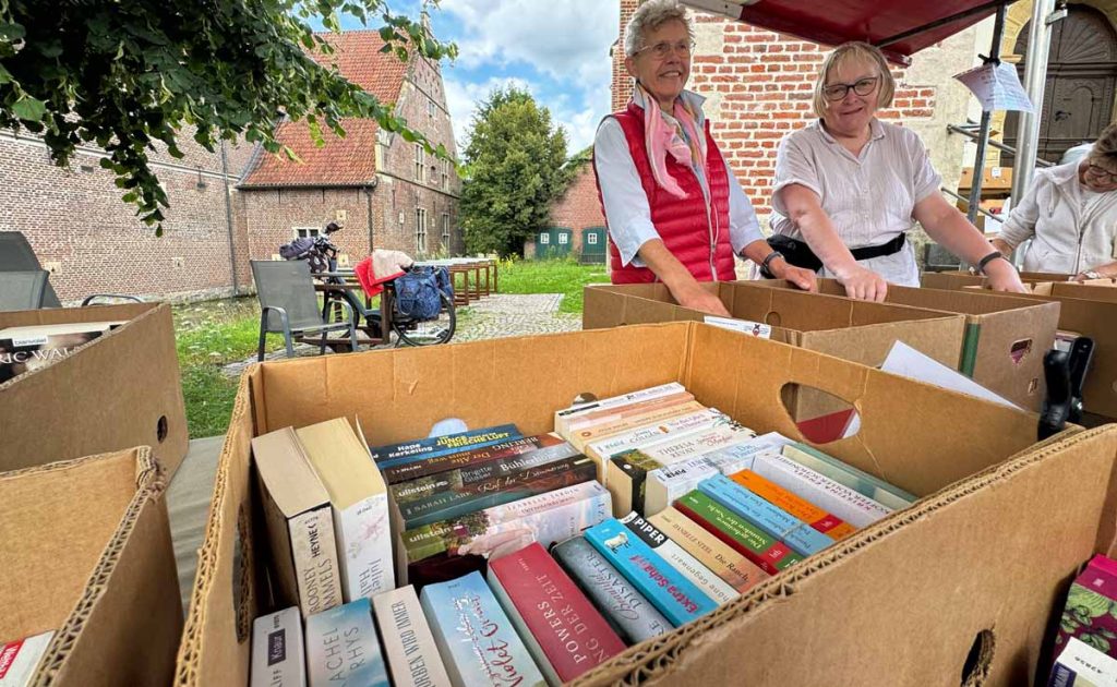 Stand des Bücherkellers der Kirchengemeinde St. Martin