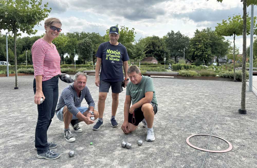 Freizeittipp für Besucher ist der Boule-Platz im bürgerpark Raesfeld.