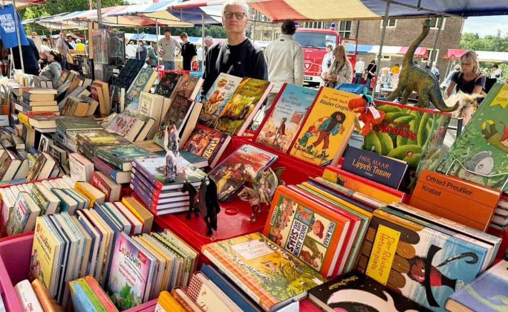 62 Händler auf dem Büchermarkt Raesfeld präsentierten ihre Schätze von Romanen und Fachliteratur