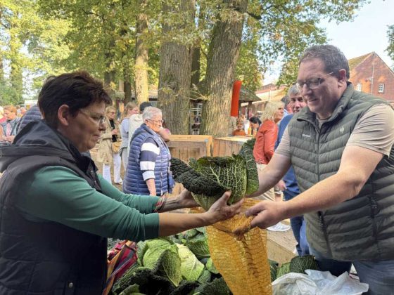 Der landwirtschaftliche Ortsverband war mit einem Infostand vertreten.