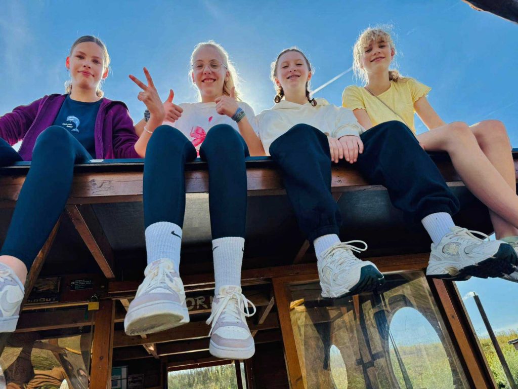 Ferienfreizeit Jugendhaus Erle 2025 mit Floßfahrt