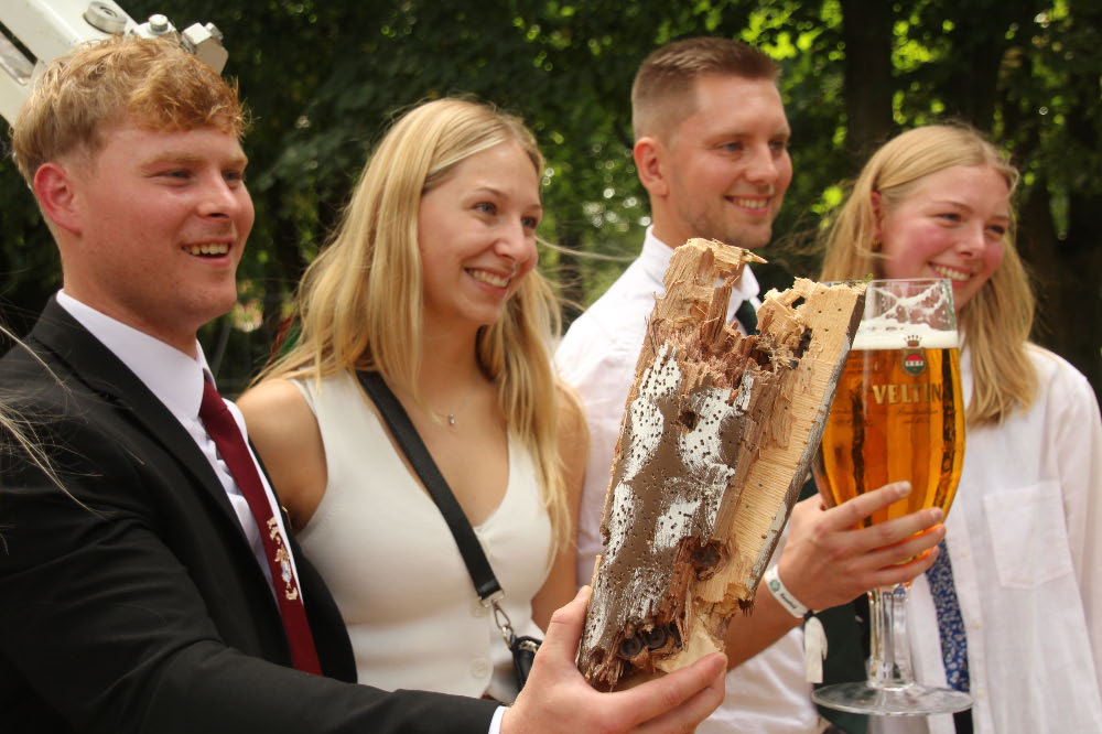 Peter Timmermann ist neuer König der Junggesellenschützen in Raesfeld 2025