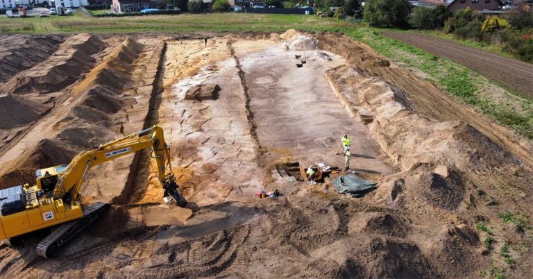 Archäologen entdecken Spuren früher Siedlung in Rhade