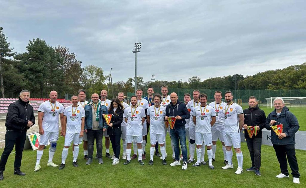 Raesfelder Altherren-Kicker beim internationalen Turnier in Kobierzyce