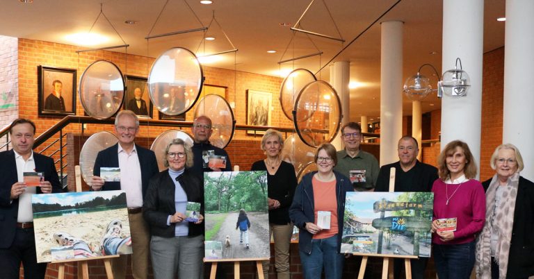 Wanderausstellung Lieblingsorte im Kreis Borken im Kreishaus eröffnet