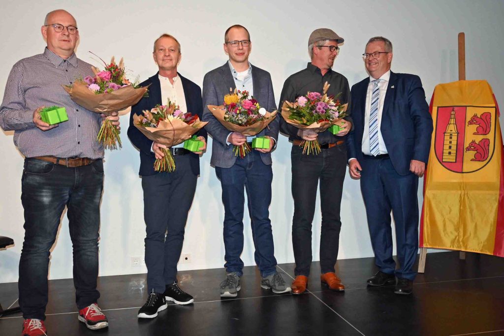 Verabschiedung scheidender Ratsmitglieder