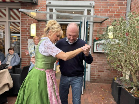 Kappesmarkt Raesfeld 2025 &ndash; Musik und Stimmung vor dem Rathauscaf&eacute;