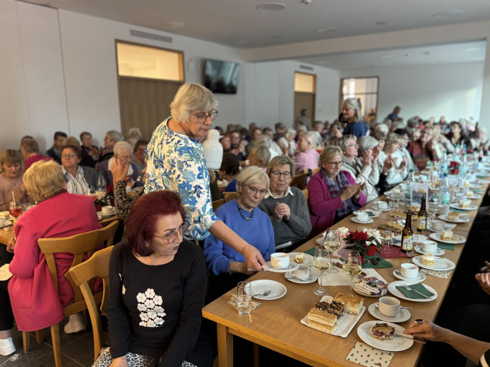 Voller Saal: Rund 140 Besucherinnen bei jeder Aufführung