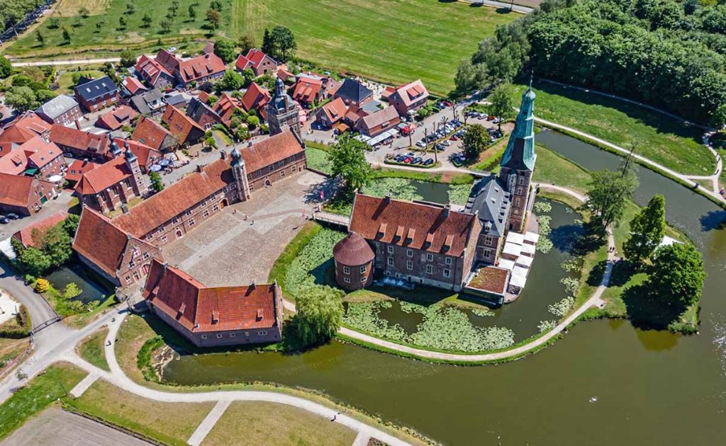 Historisches Wasserschloss Raesfeld m Münsterland