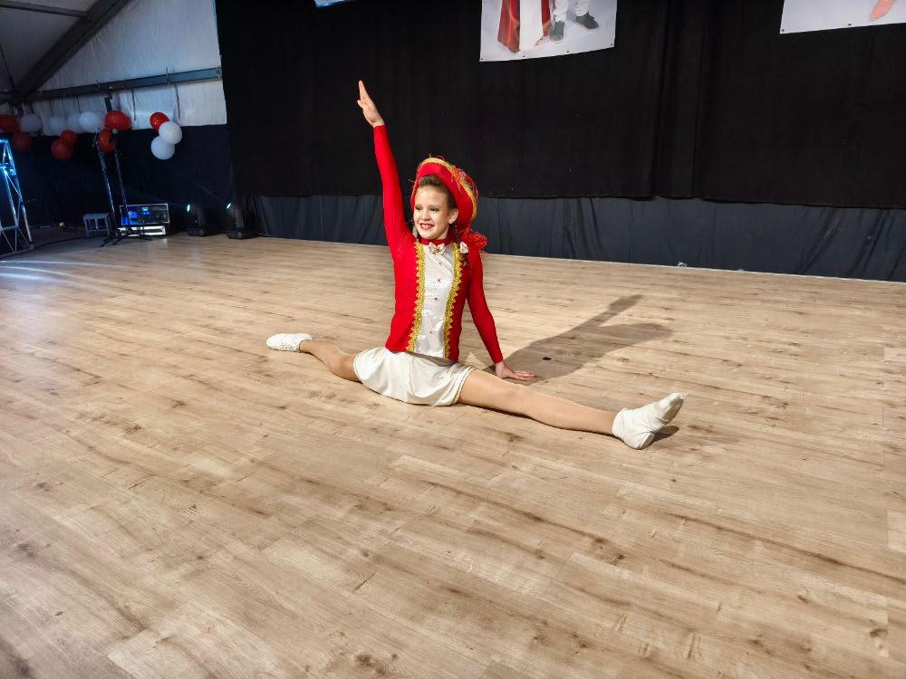 Solomariechen Emily bei der Prinzenproklamation in Raesfeld