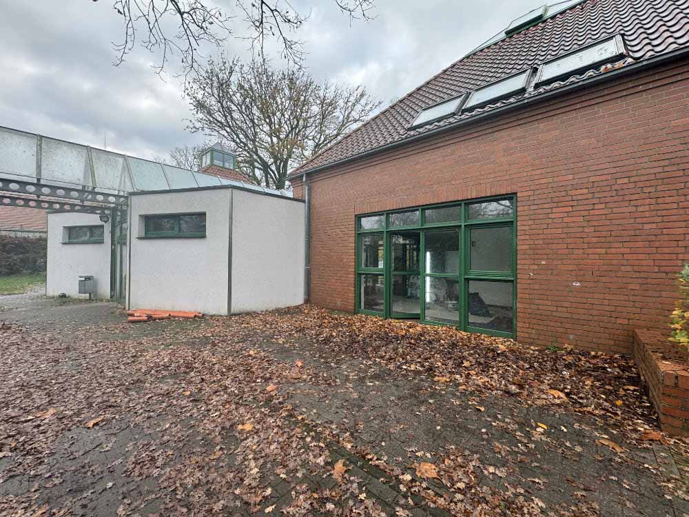 Sanitärcontainer am Jugendhaus Erle entfernt