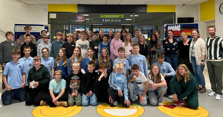 Empfang aller Schüler der Gesamtschule Raesfeld und der Unicef Schule Bielanach beim Schüleraustausch.